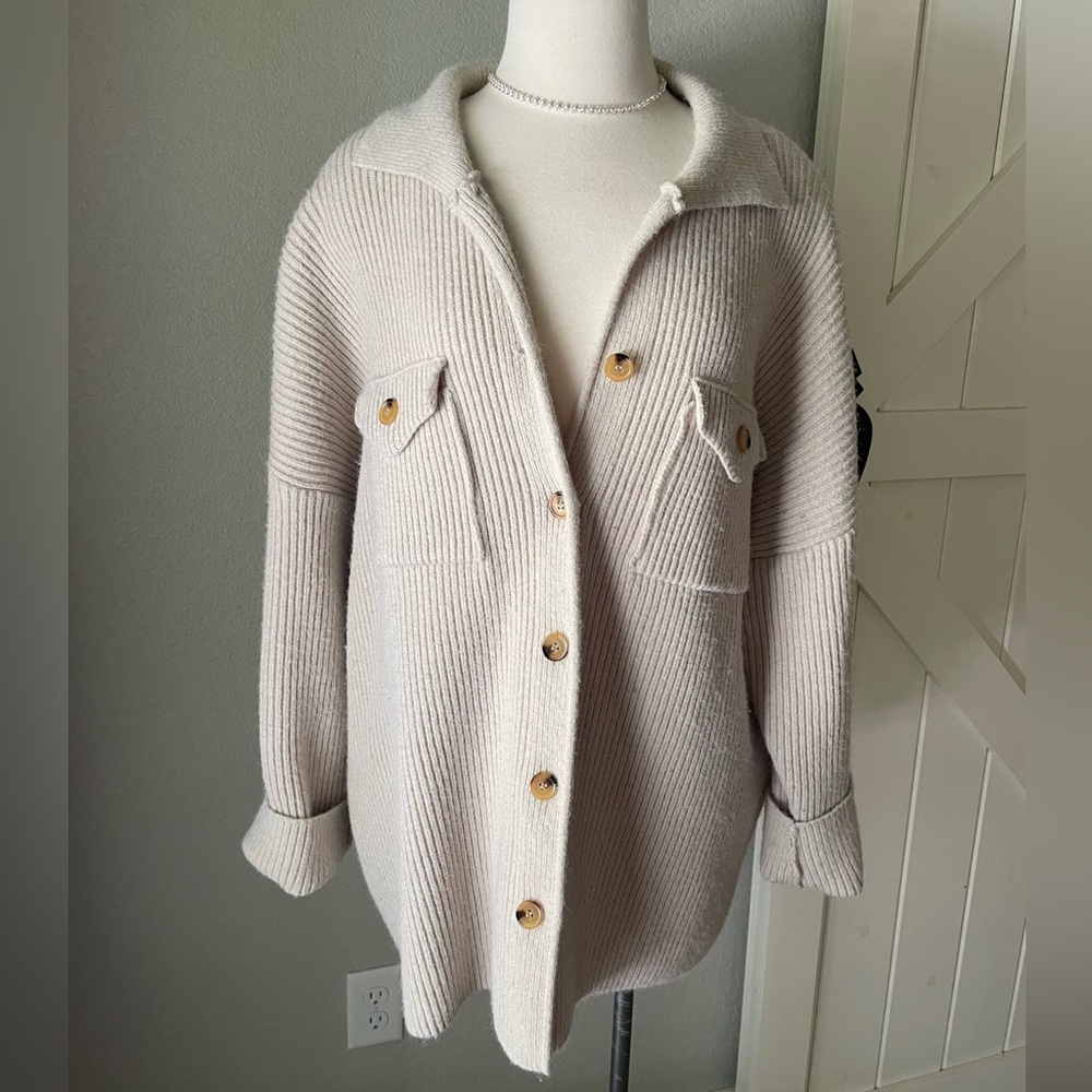 Entro Cream Ribbed Button-Up Cardigan